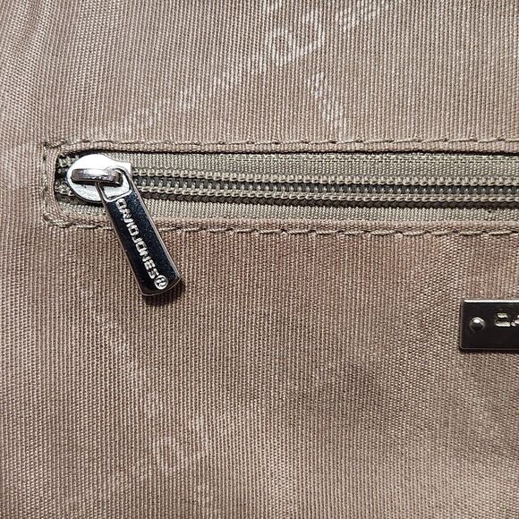 David Jones Paris Backpack Pink Faux Leather Beautiful Excellent Condition - Picture 9 of 12